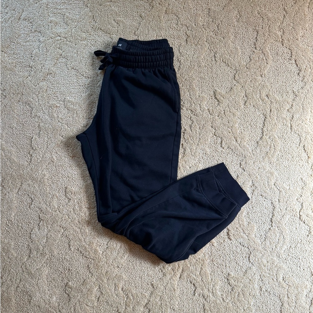 H & M  Black Jogger Pants size M
